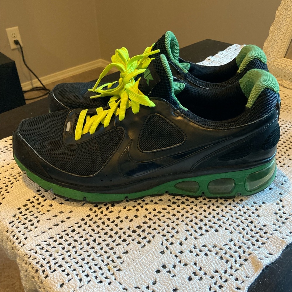 Nike Max Air black and green sneakers